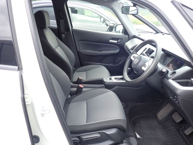HONDA FIT E:HEV 4WD 2022 Image 31
