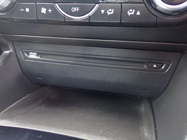 MAZDA AXELA SEDAN 2018 Image 31