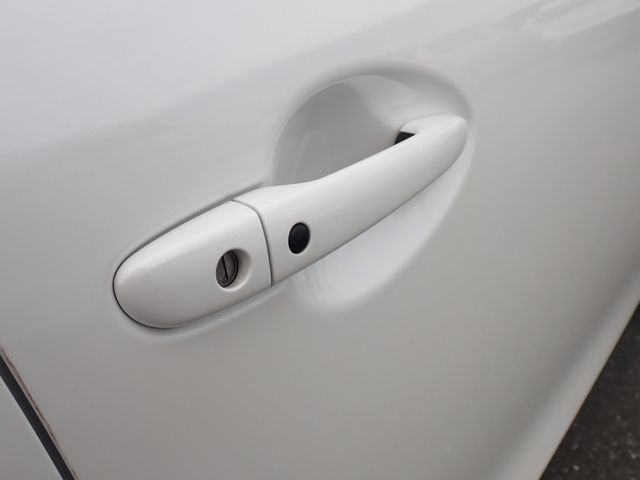 MAZDA AXELA SEDAN 2018 Image 31