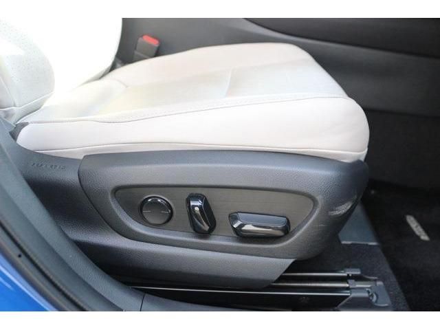 TOYOTA LEXUS UX250H AWD 2019 Image 31