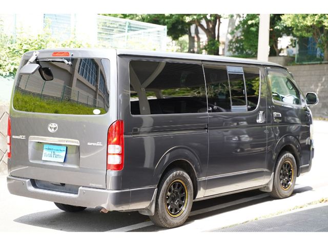 TOYOTA REGIUSACE VAN 2WD 2010 Image 31