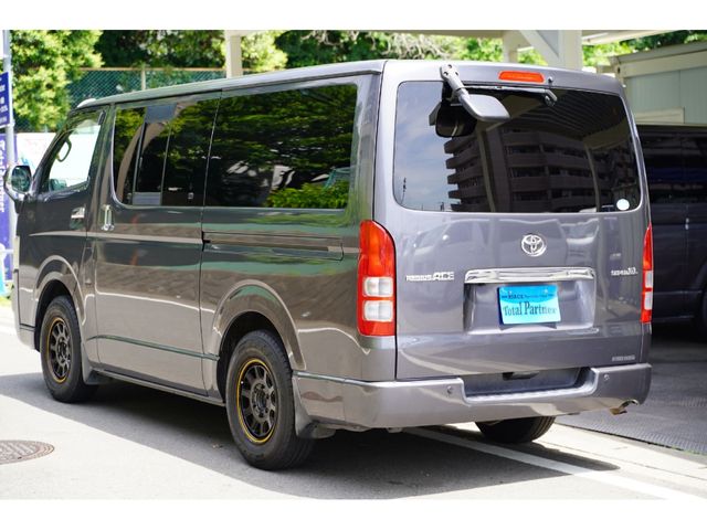 TOYOTA REGIUSACE VAN 2WD 2010 Image 31