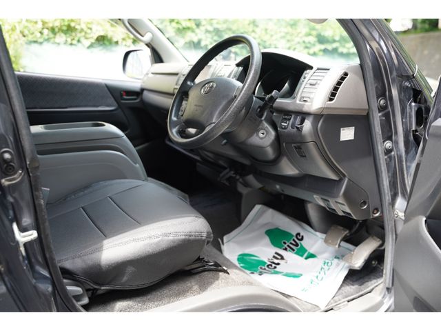 TOYOTA REGIUSACE VAN 2WD 2010 Image 31