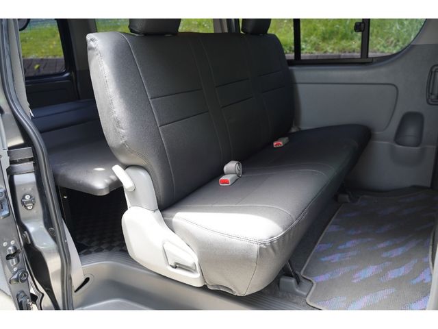 TOYOTA REGIUSACE VAN 2WD 2010 Image 31