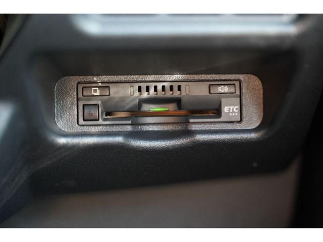 TOYOTA HIACE VAN 4WD 2020 Image 31