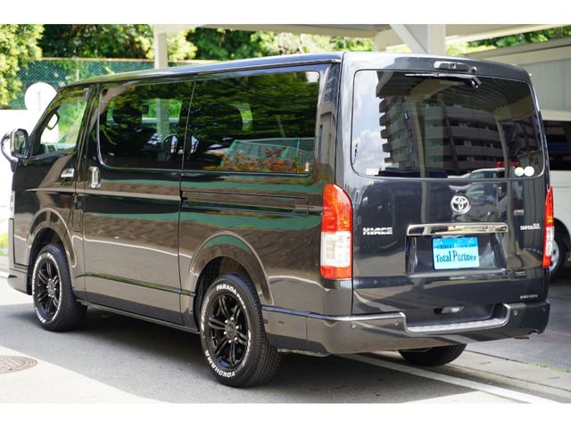 TOYOTA HIACE VAN 4WD 2020 Image 31