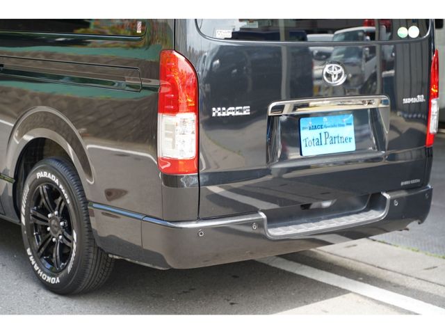 TOYOTA HIACE VAN 4WD 2020 Image 31