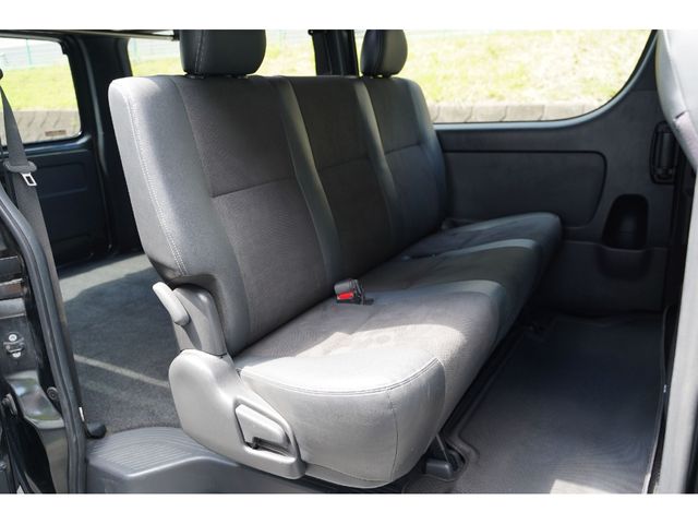 TOYOTA HIACE VAN 4WD 2020 Image 31