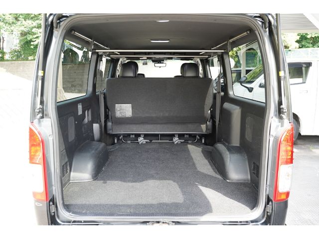 TOYOTA HIACE VAN 4WD 2020 Image 31