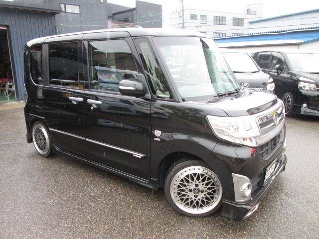 DAIHATSU TANTO CUSTOM 2015 Image 31