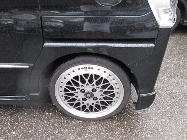 DAIHATSU TANTO CUSTOM 2015 Image 31