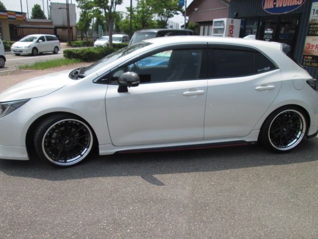 TOYOTA COROLLA SPORT 2019 Image 31