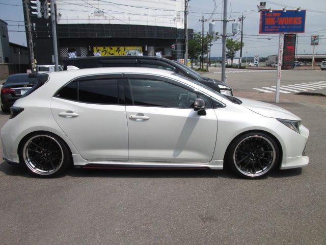 TOYOTA COROLLA SPORT 2019 Image 31