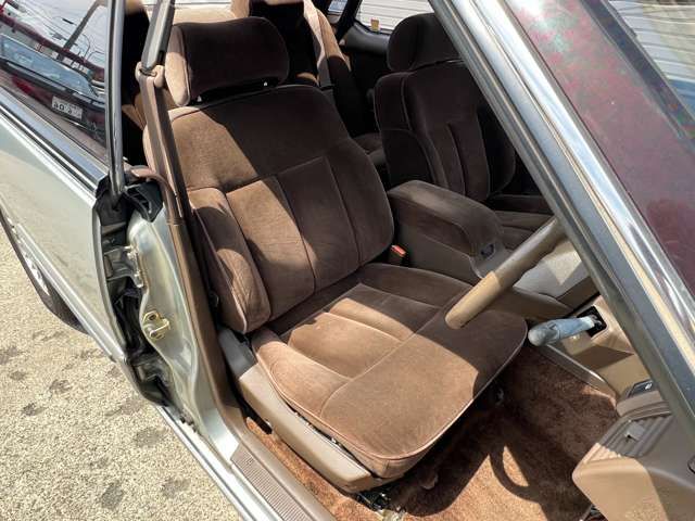 NISSAN GLORIA HARDTOP 1990 Image 31