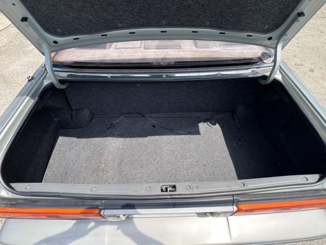 NISSAN GLORIA HARDTOP 1990 Image 31