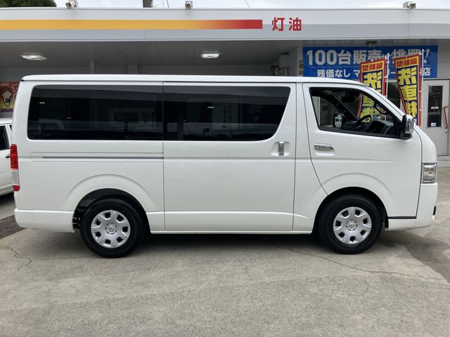 TOYOTA HIACE VAN 2WD 2025 Image 31