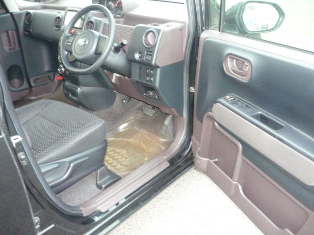 TOYOTA PORTE 2016 Image 31