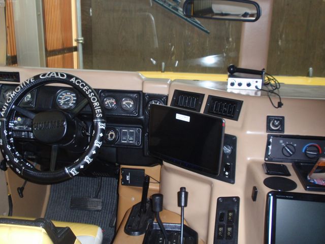 HUMMER H1 1997 Image 31