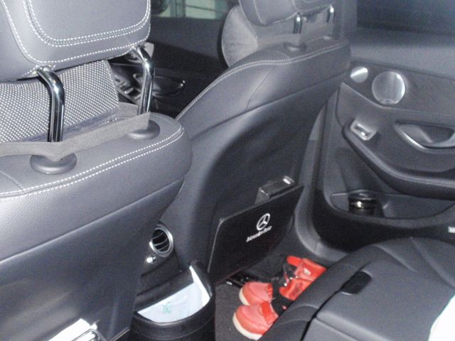 MERCEDES BENZ C CLAS 2018 Image 31