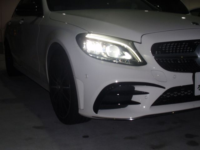 MERCEDES BENZ C CLAS 2018 Image 31