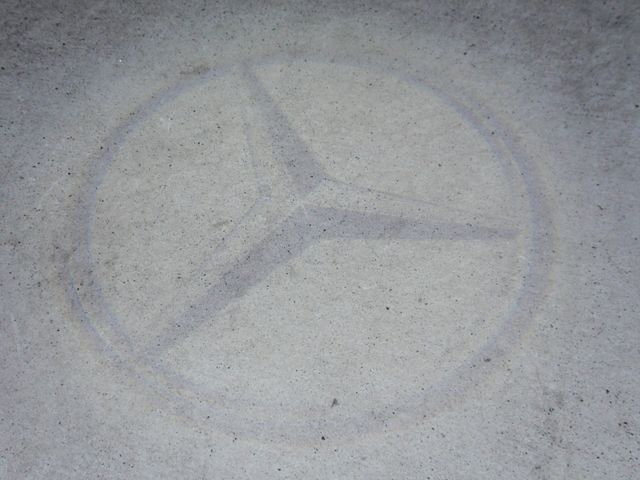 MERCEDES BENZ C CLAS 2018 Image 31