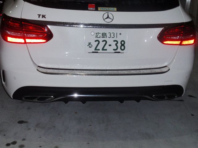 MERCEDES BENZ C CLAS 2018 Image 31