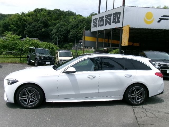 MERCEDES BENZ C CLAS 2022 Image 31