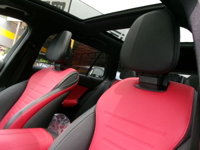 MERCEDES BENZ C CLAS 2022 Image 31