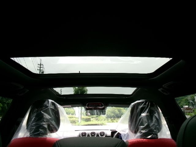 MERCEDES BENZ C CLAS 2022 Image 31