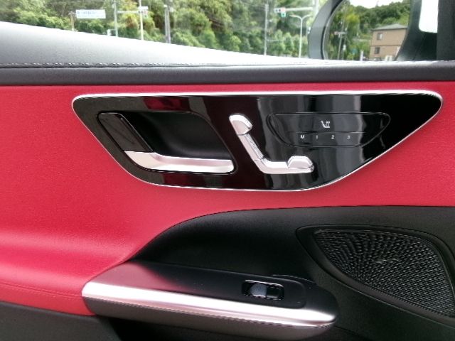 MERCEDES BENZ C CLAS 2022 Image 31