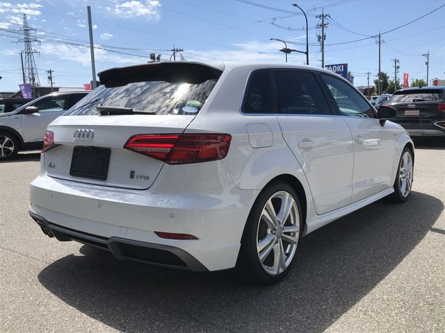 AUDI A3 SPORTBACK 2018 Image 31