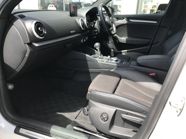 AUDI A3 SPORTBACK 2018 Image 31