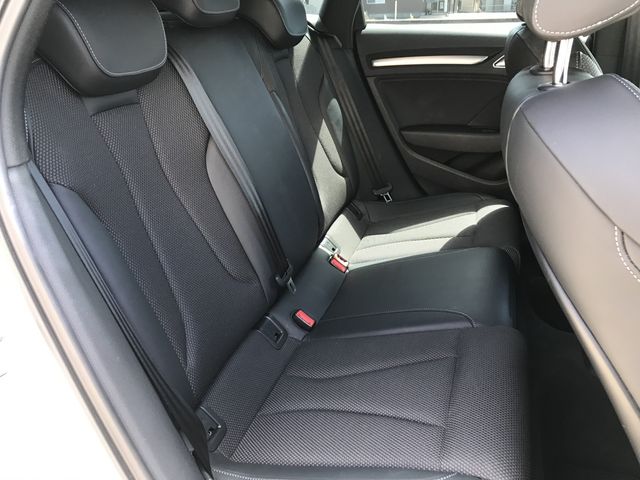 AUDI A3 SPORTBACK 2018 Image 31