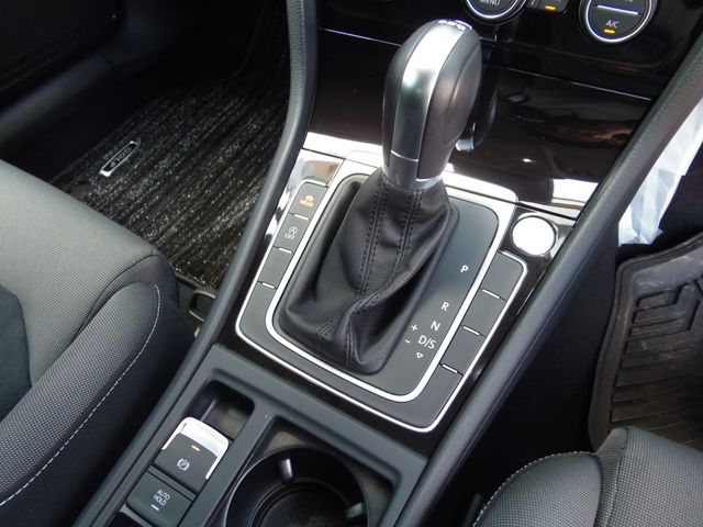 VOLKSWAGEN GOLF 2016 Image 31