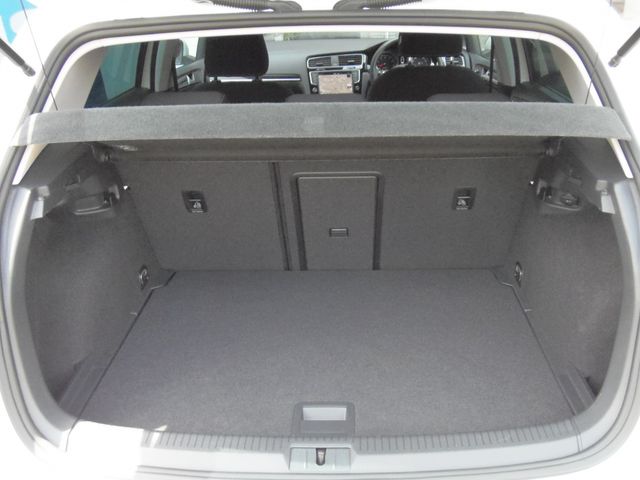 VOLKSWAGEN GOLF 2016 Image 31