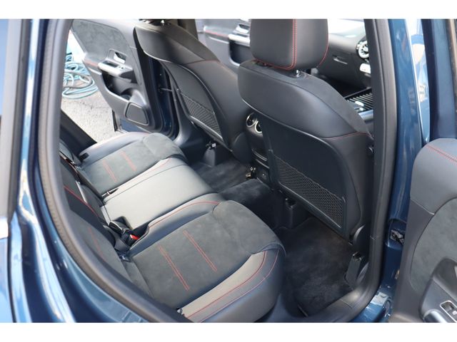 MERCEDES BENZ GLA CL 2020 Image 31