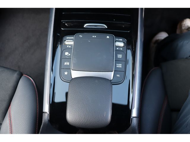 MERCEDES BENZ GLA CL 2020 Image 31