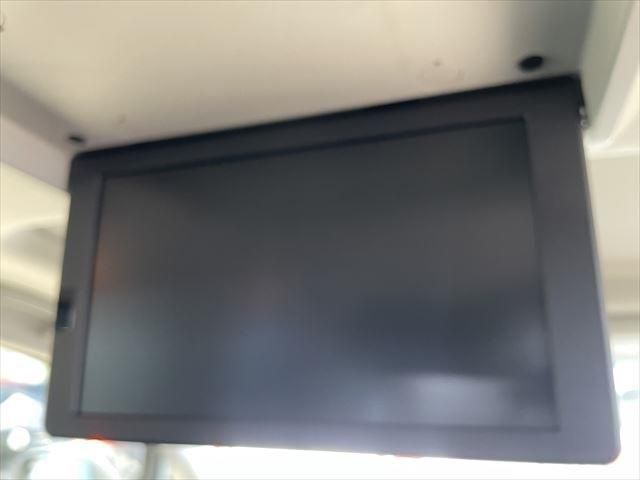 NISSAN ELGRAND 2014 Image 31