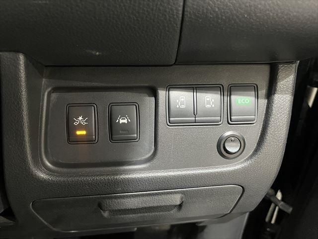 NISSAN SERENA  S-HYBRID 2014 Image 31