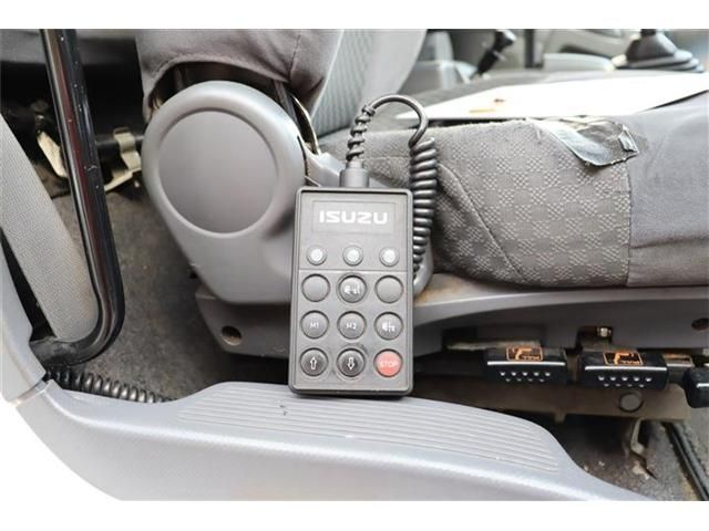 ISUZU FORWARD 2013 Image 31