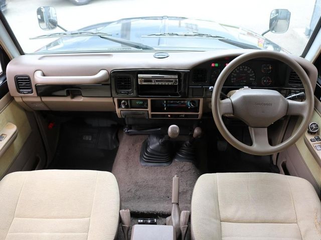 TOYOTA LANDCRUISER VAN 1998 Image 31