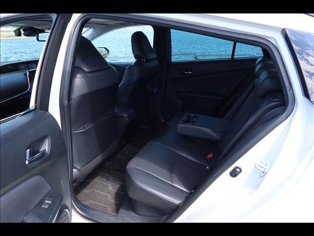 TOYOTA PRIUS 2019 Image 31