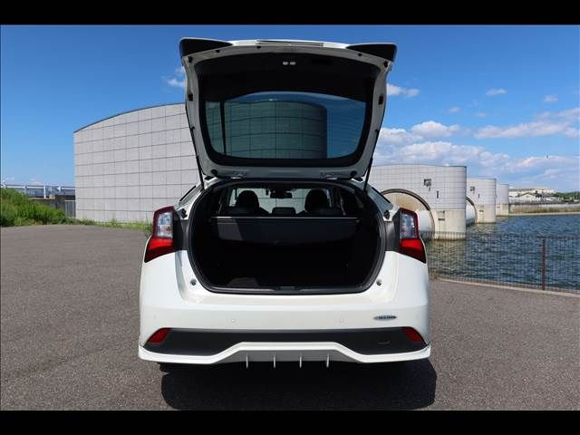 TOYOTA PRIUS 2019 Image 31