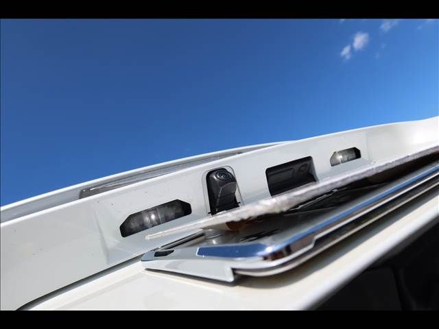 TOYOTA PRIUS 2019 Image 31