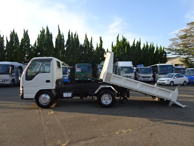 ISUZU  2006 Image 31