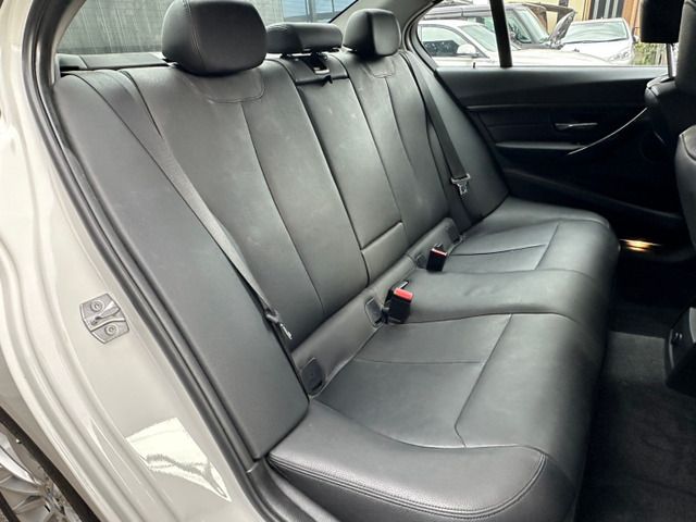 BMW 3SERIES SEDAN 2015 Image 31