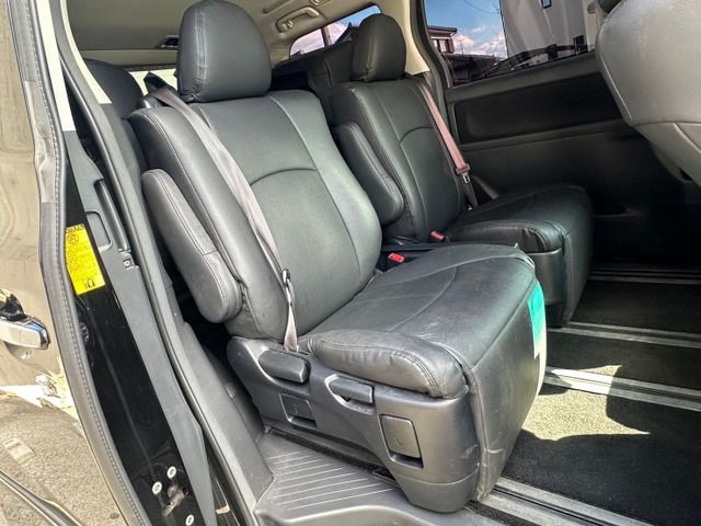 TOYOTA VELLFIRE 2012 Image 31