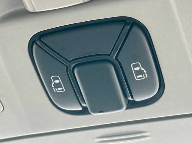 TOYOTA VELLFIRE 2012 Image 31