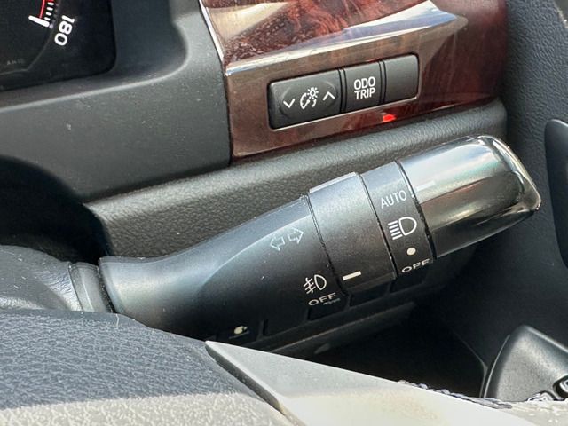 TOYOTA VELLFIRE 2012 Image 31