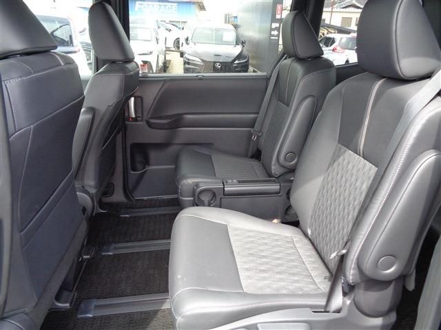 TOYOTA NOAH HYBRID 4WD 2024 Image 31